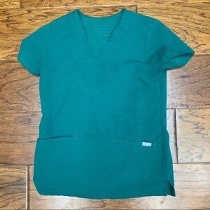 Figs Casma Three-Pocket Scrub Top